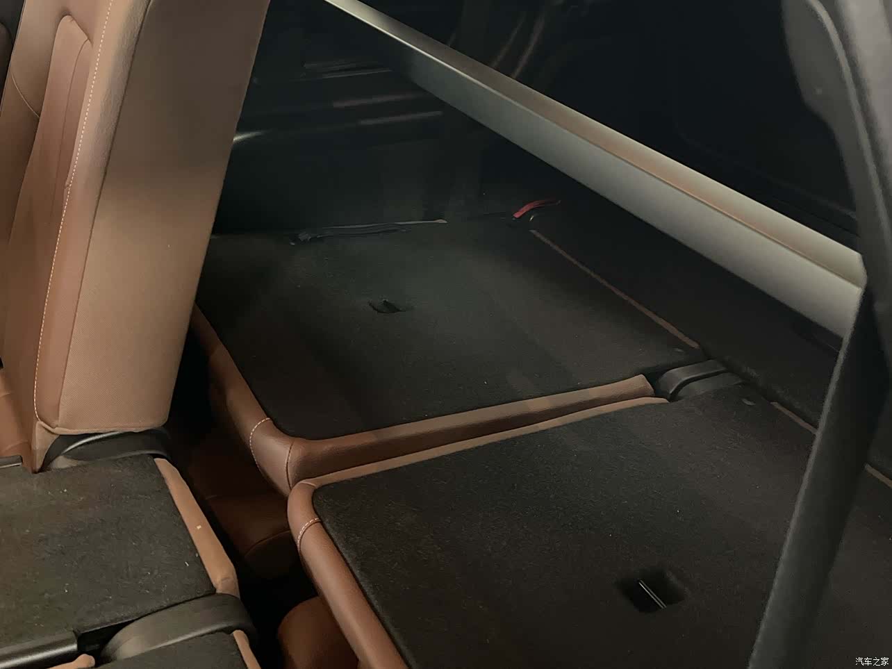 Mercedes-Benz GLB, 2025 11