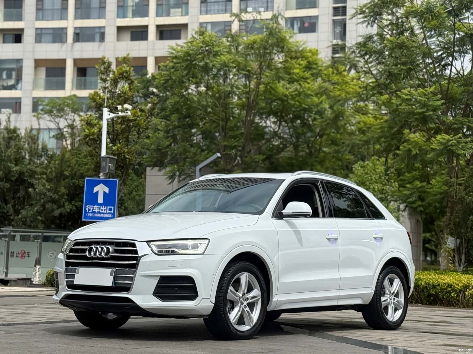 Audi Q3, 2017 1