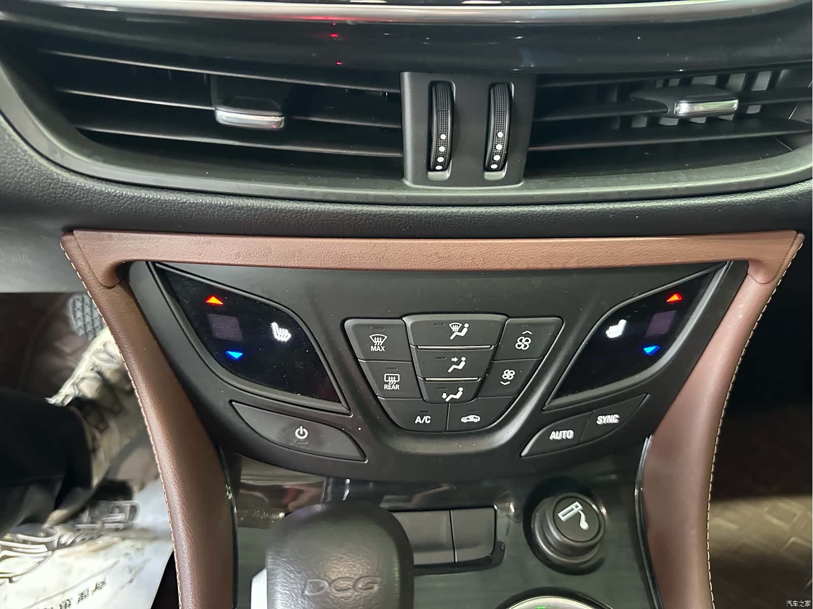 Buick Envision Plus, 2021 8