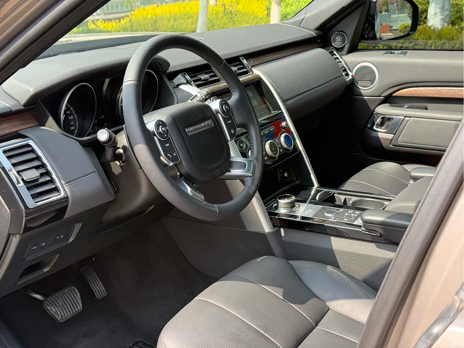 Land Rover Discovery, 2018 11