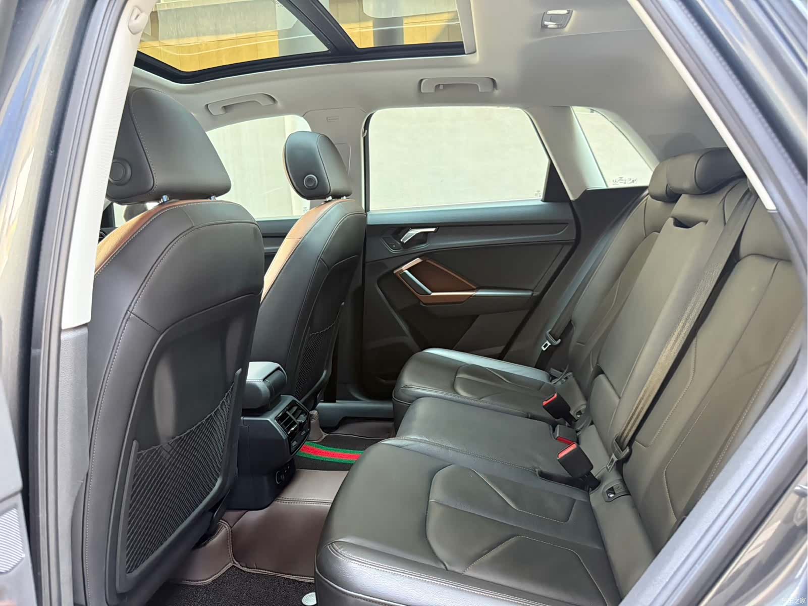 Audi Q3, 2021 10