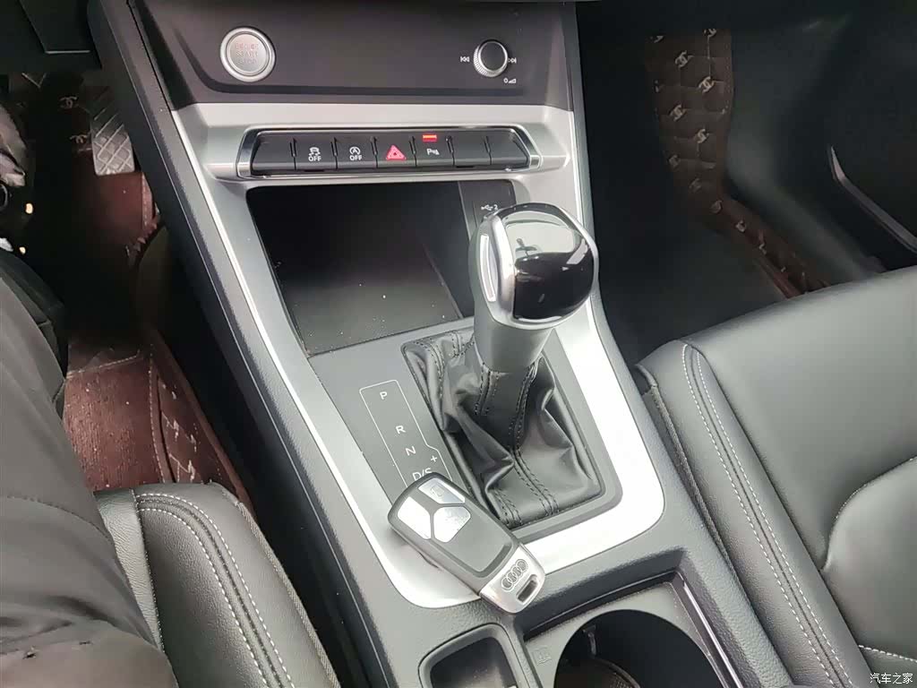 Audi Q3, 2021 14