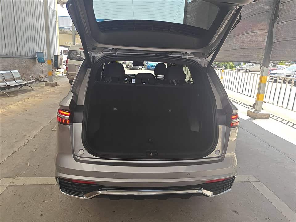 Geely Monjaro