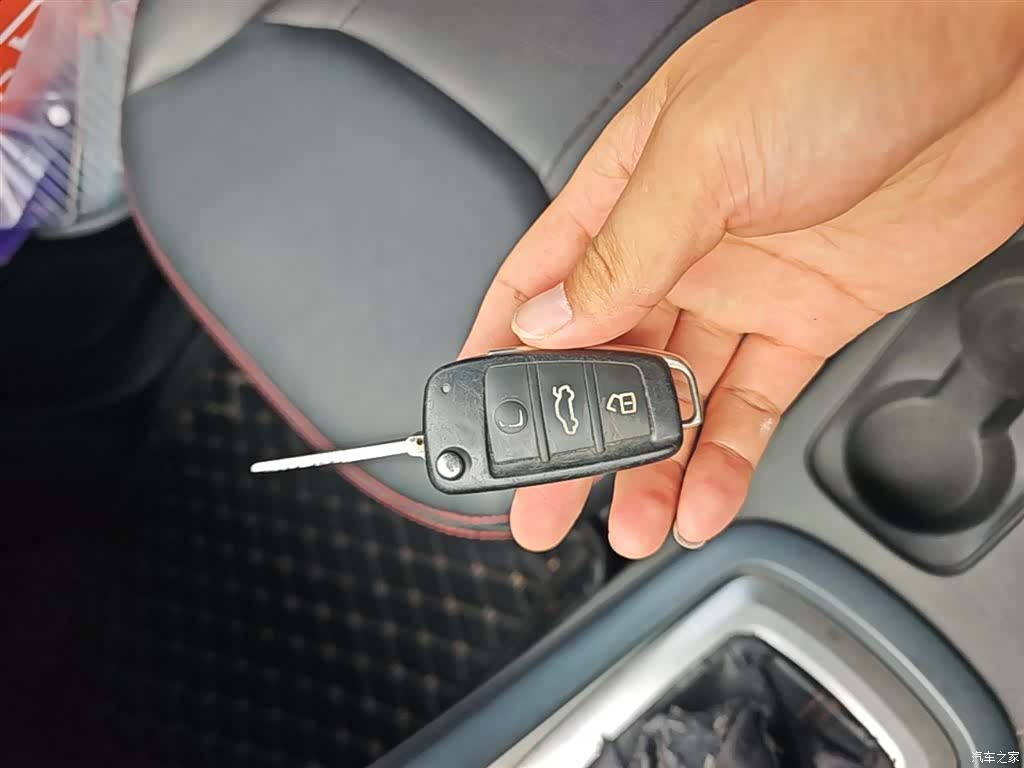 Chery 5, 2015 9