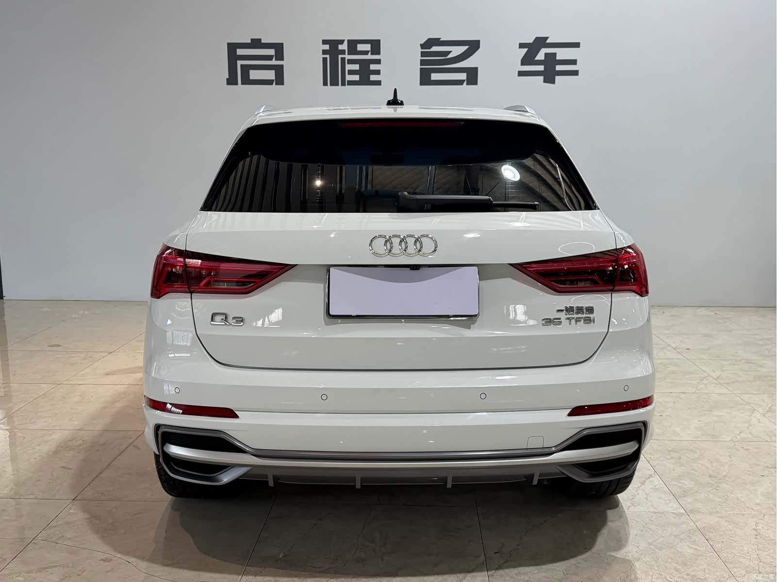Audi Q3, 2023 все фото