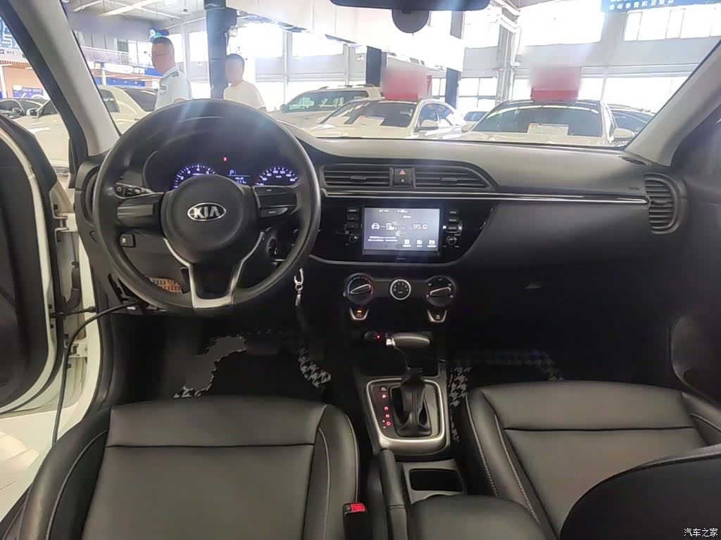 Kia K2, 2018 10