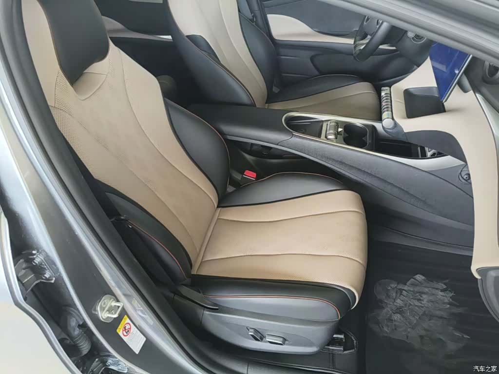 BYD Dolphin, 2023 25
