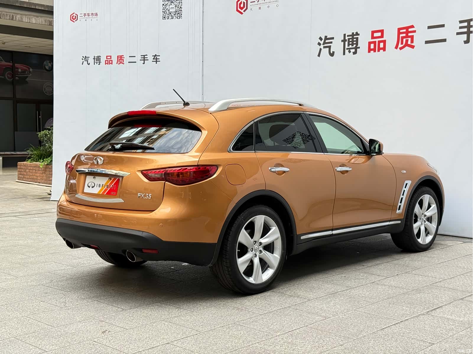 Infiniti FX35, 2011 все фото