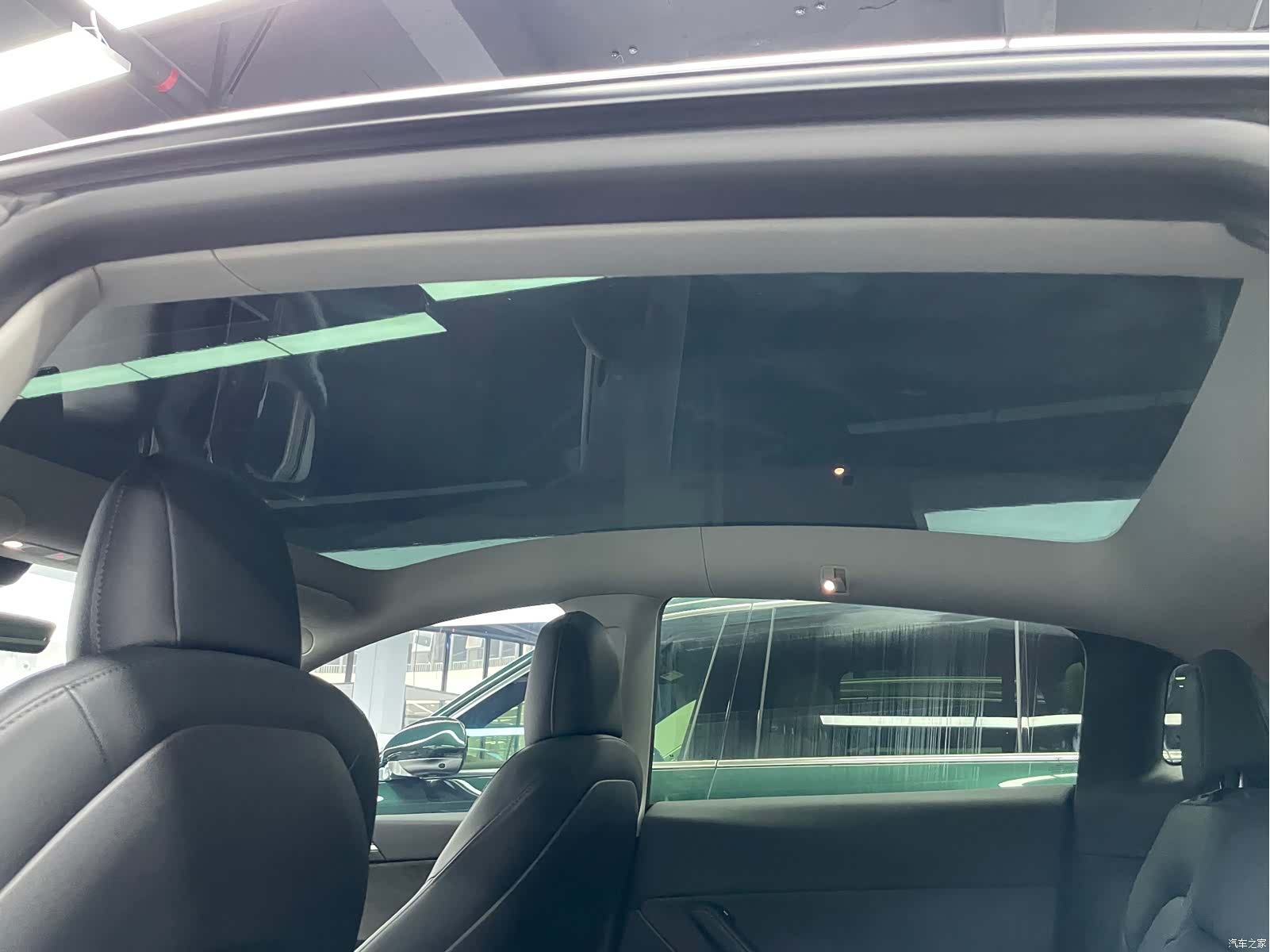 Tesla Model Y, 2022 13