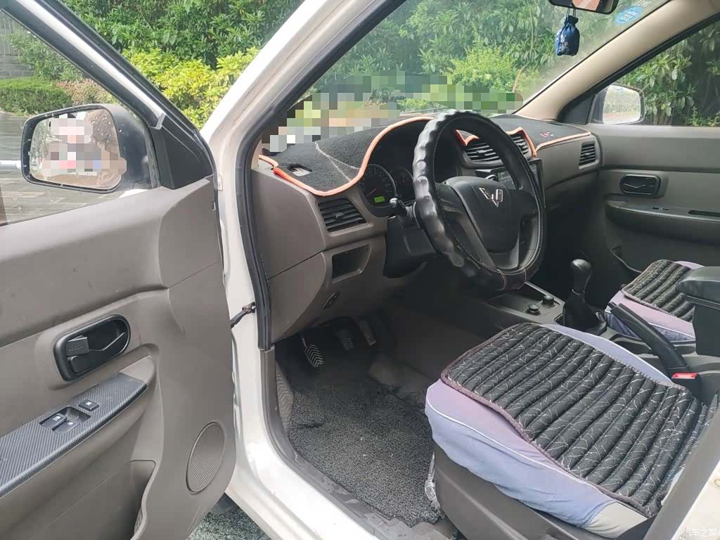 Wuling Hongguang, 2019 14