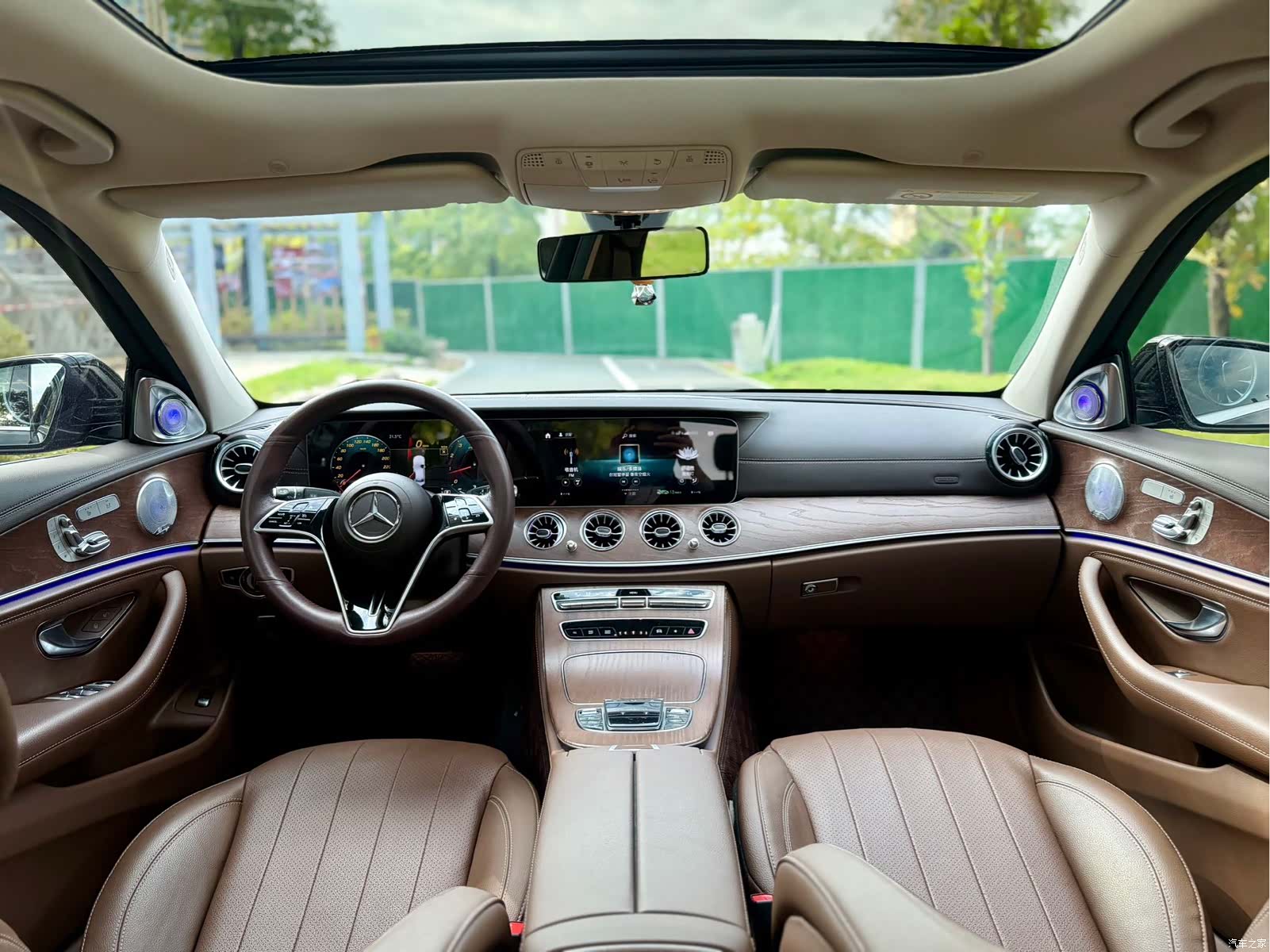 Mercedes-Benz E-Class, 2023 все фото