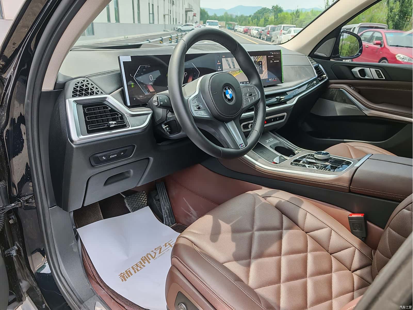 BMW X5, 2024 9