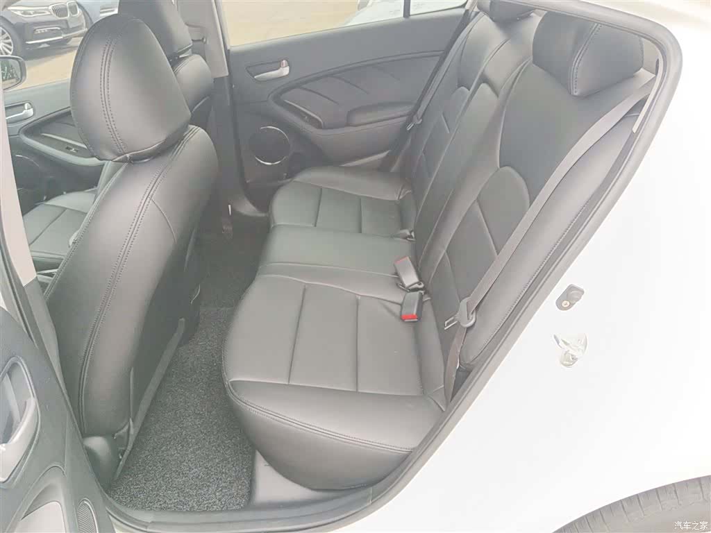 Kia K3, 2015 17