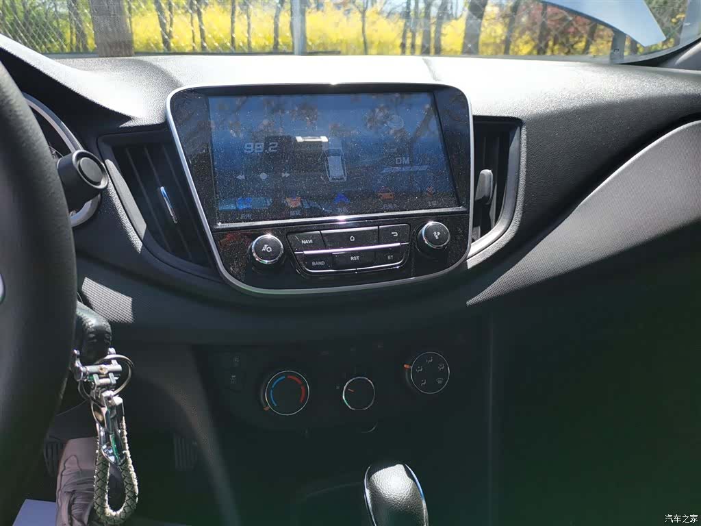 Chevrolet 320, 2018 13