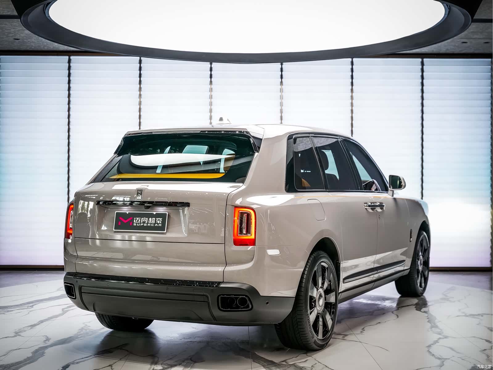 Rolls-Royce Cullinan, 2023 все фото