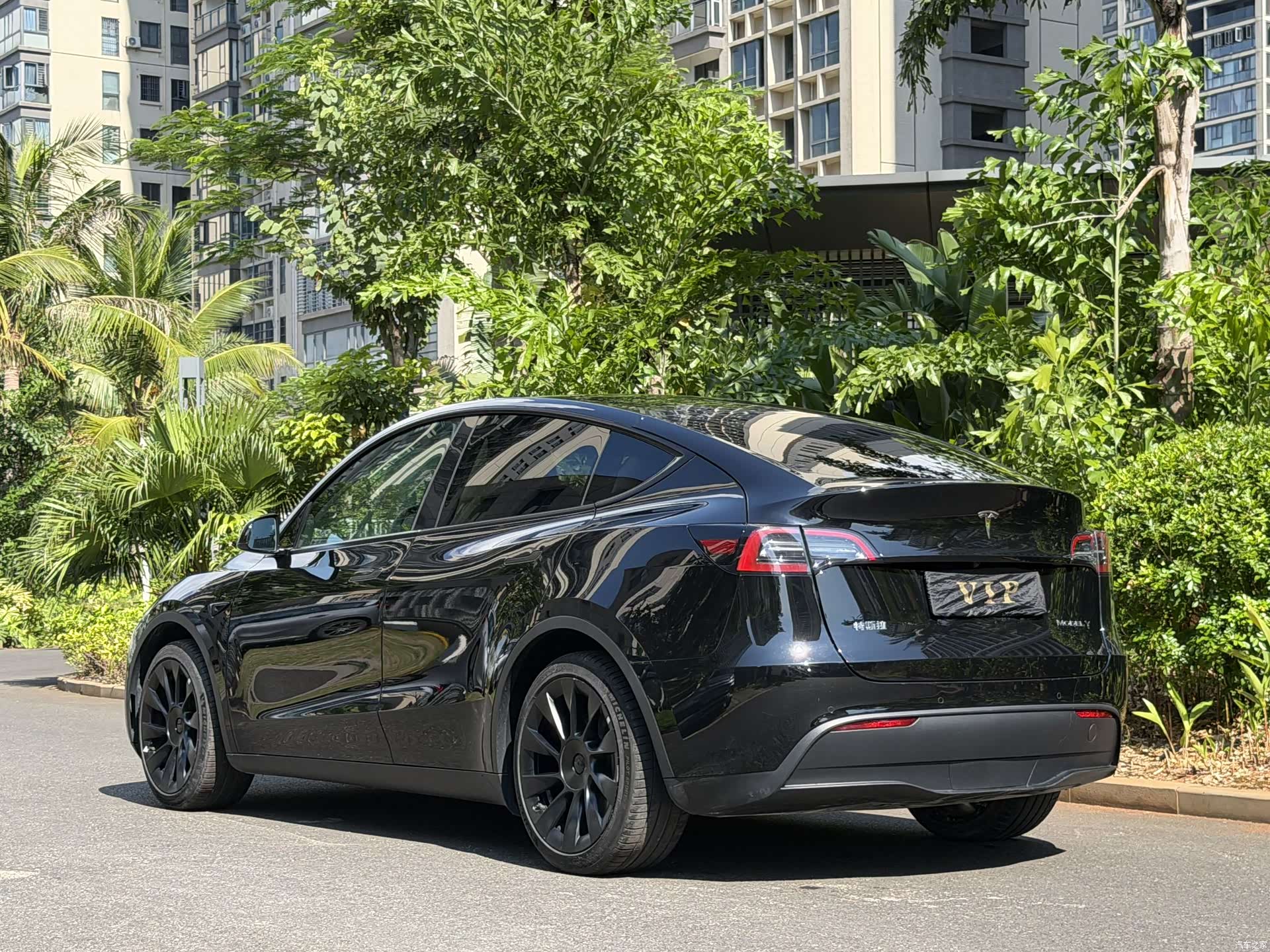 Tesla Model Y, 2022 7