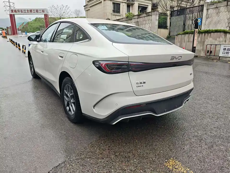 BYD Seal 06