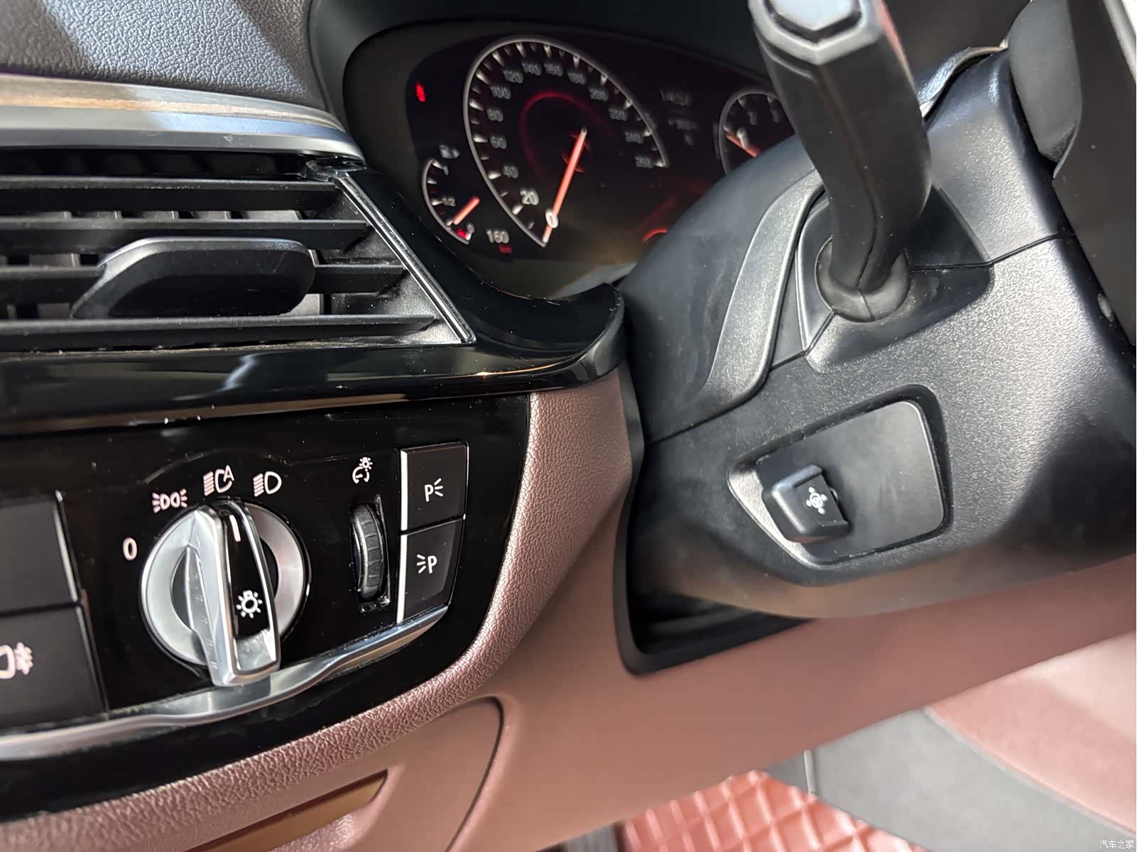 BMW 5 Series, 2019 все фото