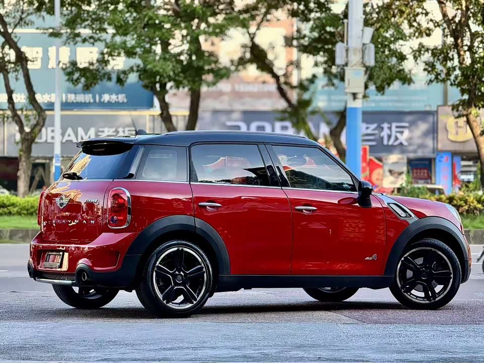MINI COUNTRYMAN