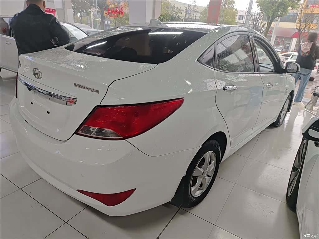 Hyundai GLX, 2014 7