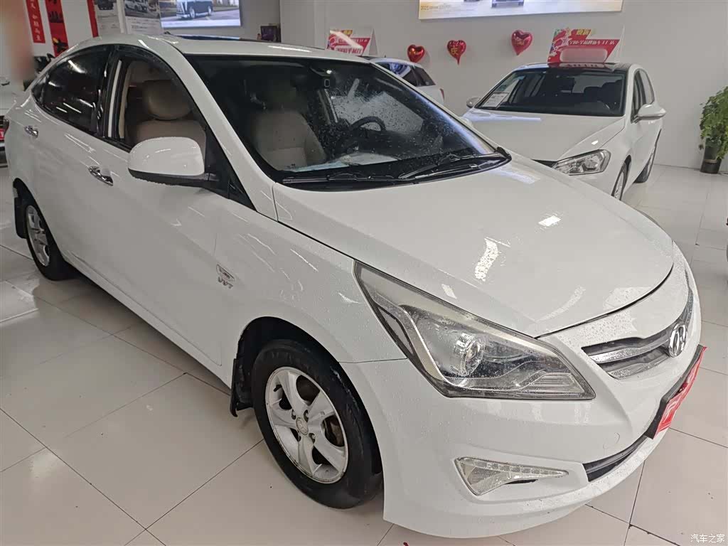 Hyundai GLX, 2014 4