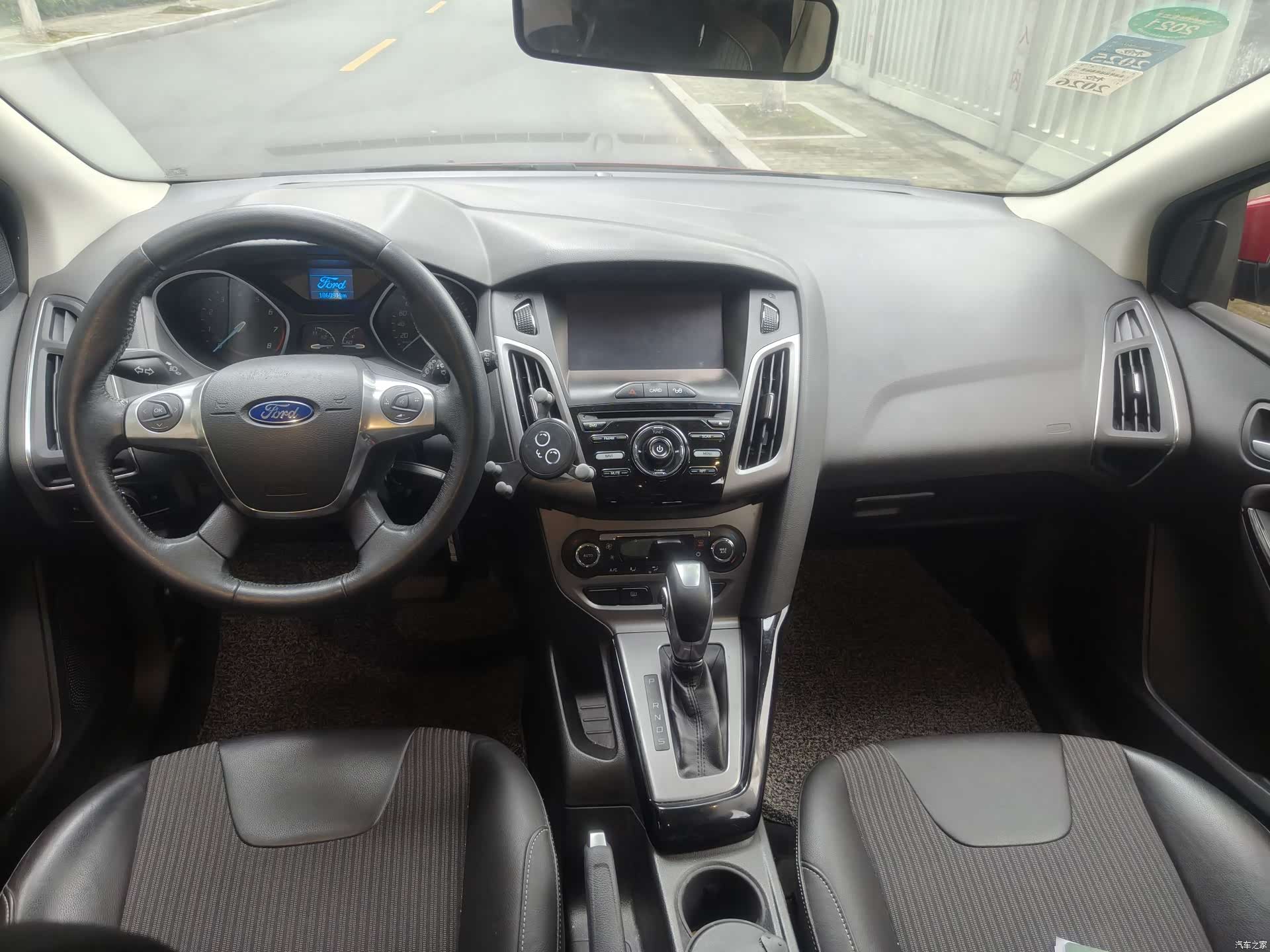 Ford Focus, 2014 7
