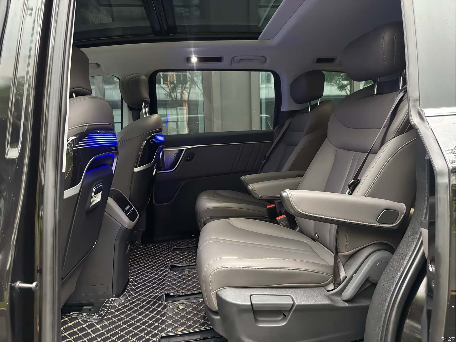 Maxus 7, 2024 11