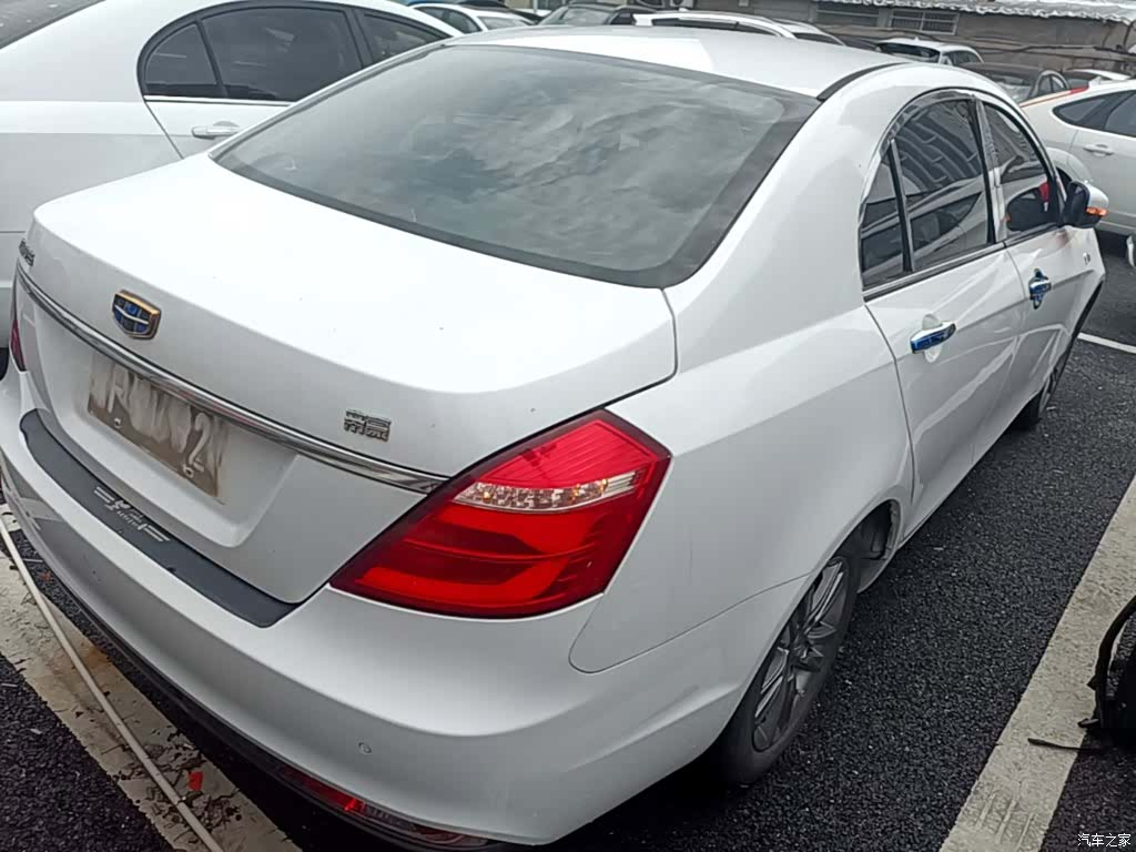 Geely Emgrand, 2017 7