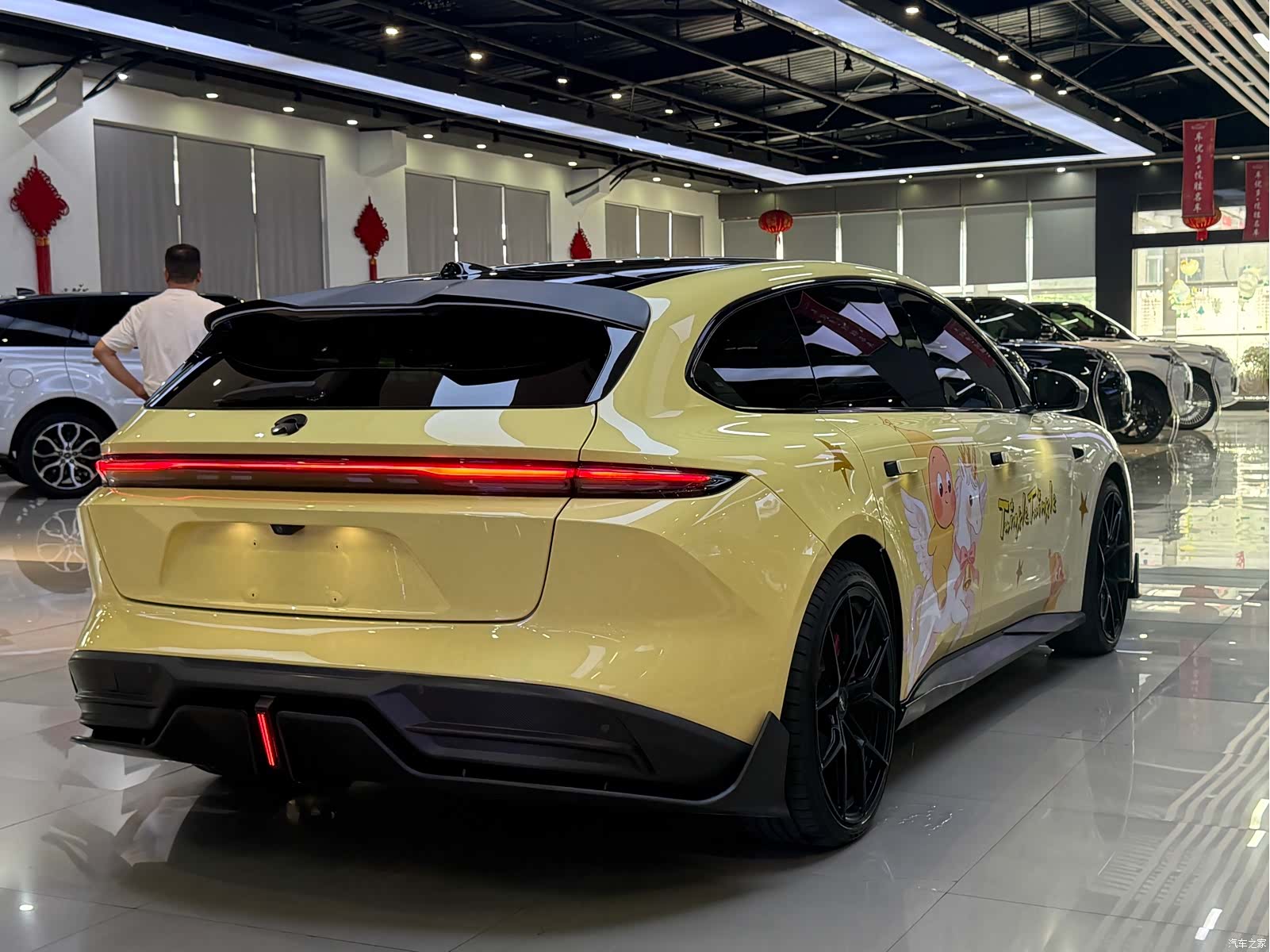 NIO ET5, 2024 9