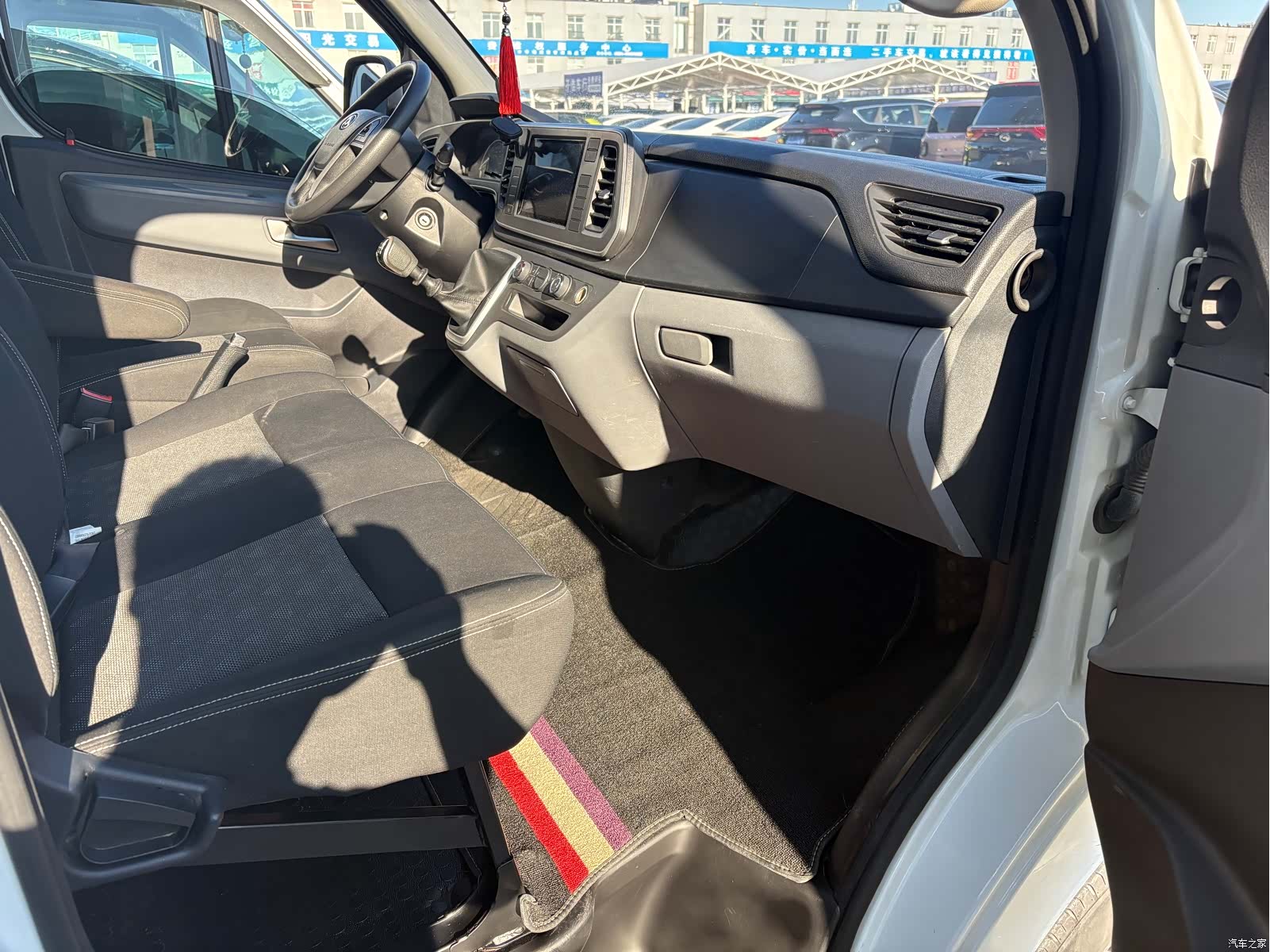 Maxus V80, 2023 все фото