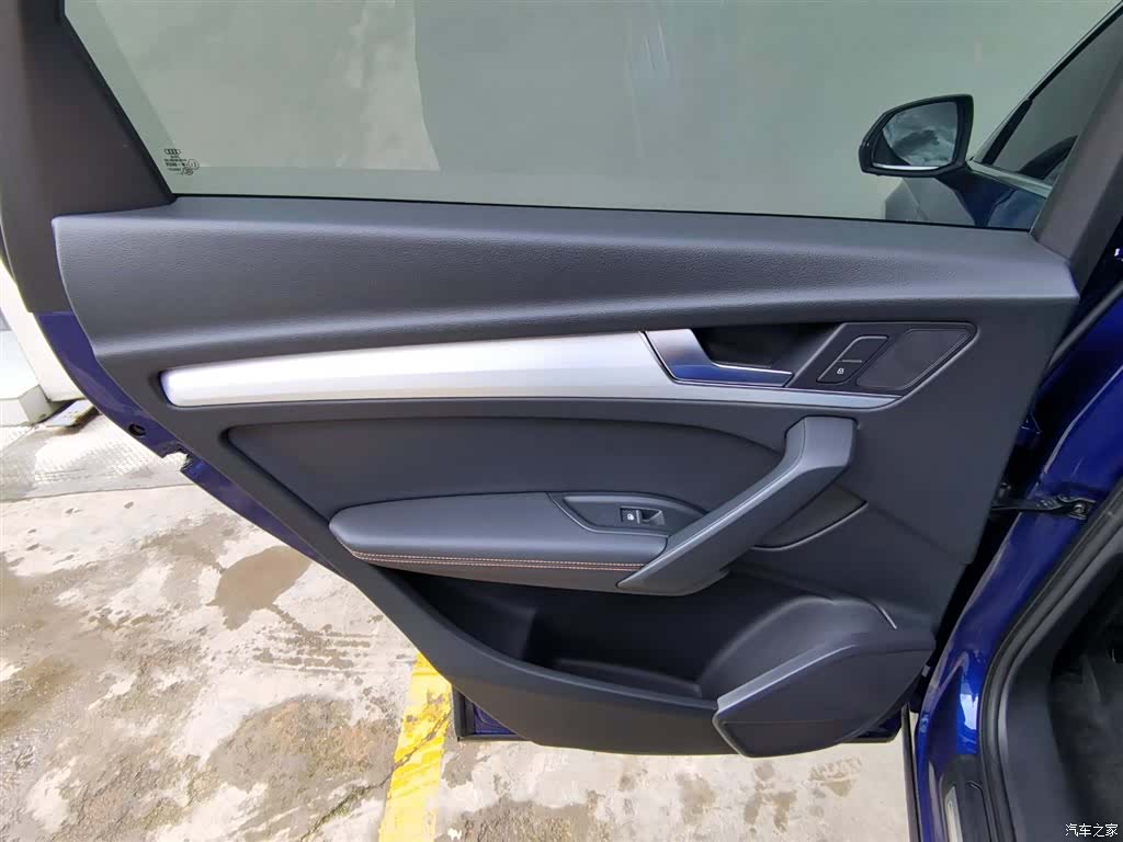 Audi Q5L, 2019 22