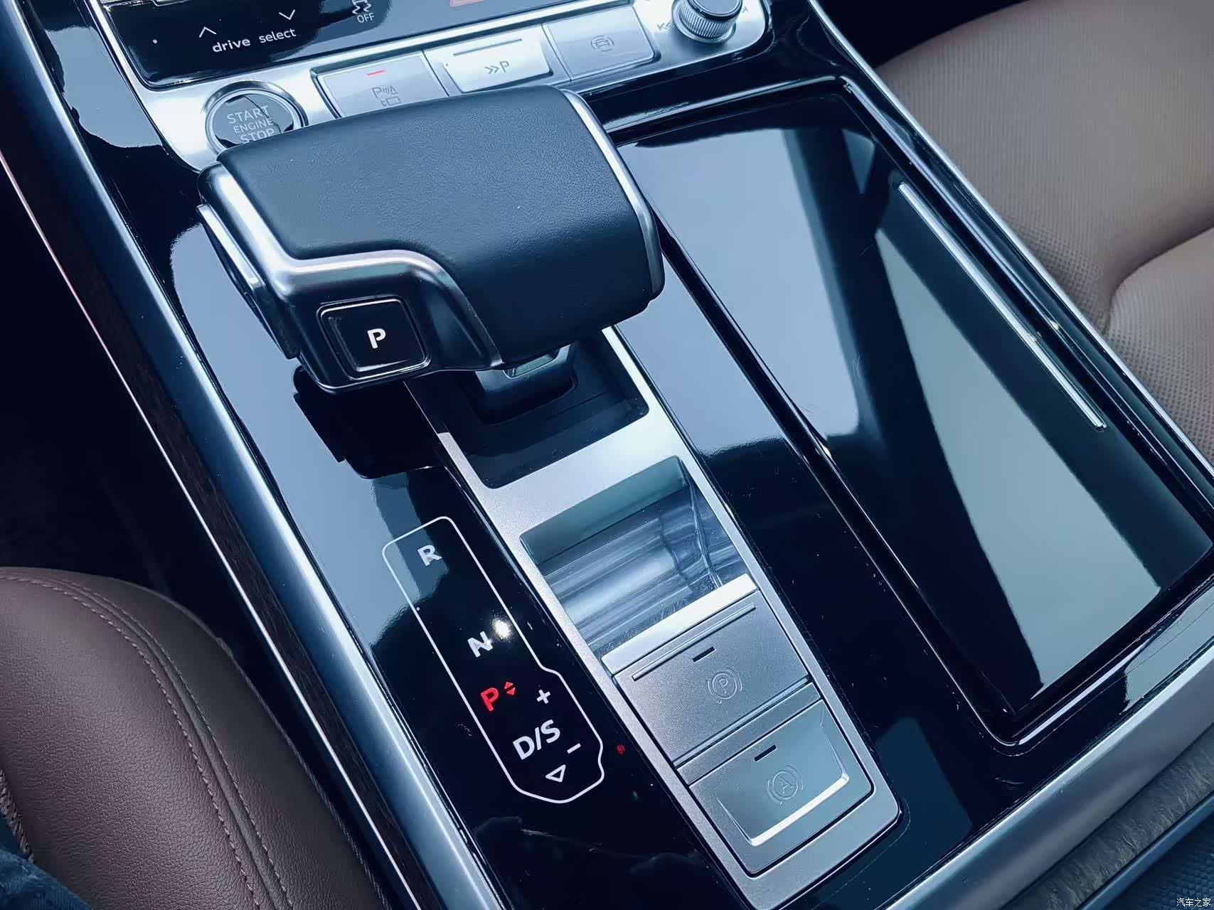Audi Q7, 2021 8