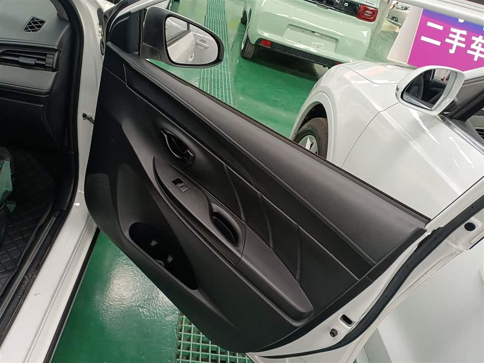 Toyota YARiS L Zhixuan