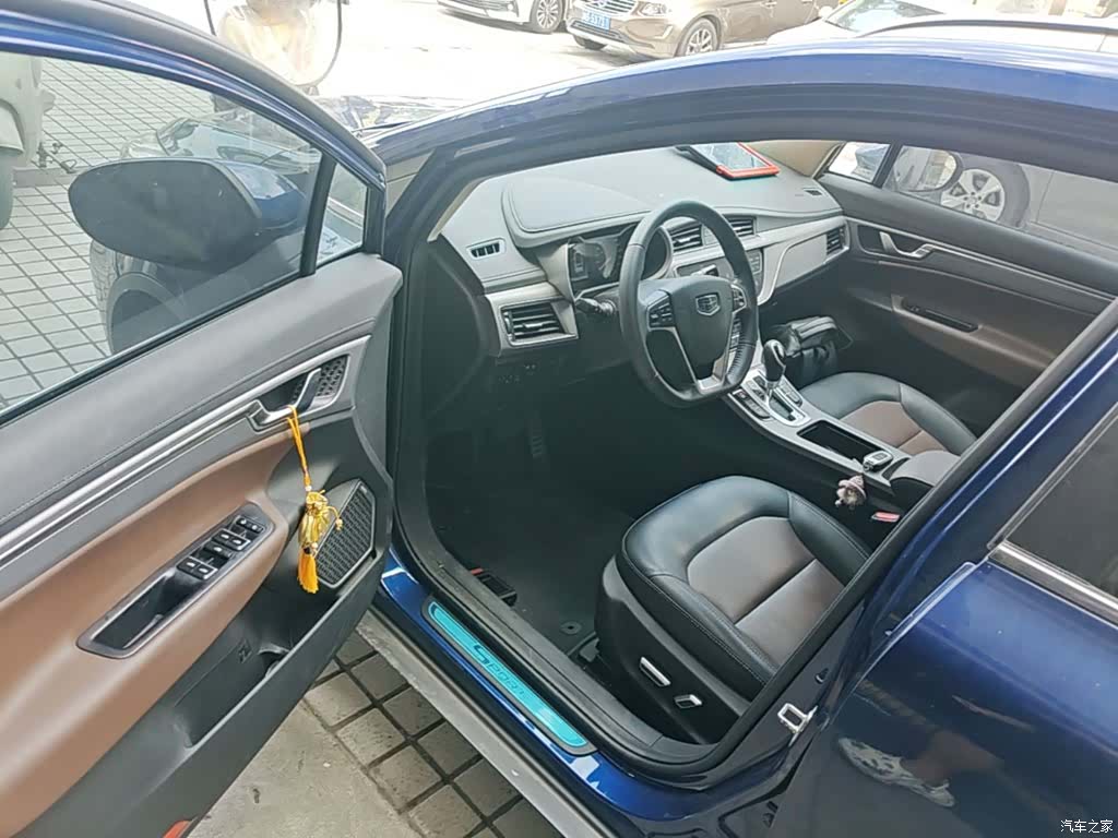 Geely Emgrand, 2018 16