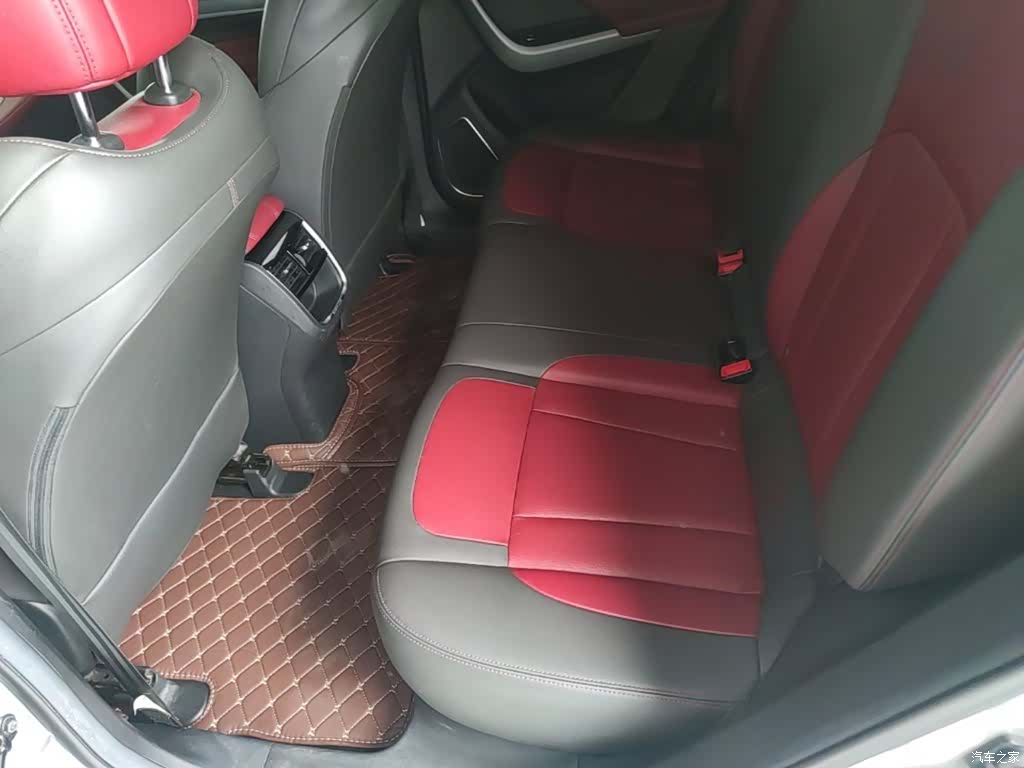 DongFeng AX7, 2021 17