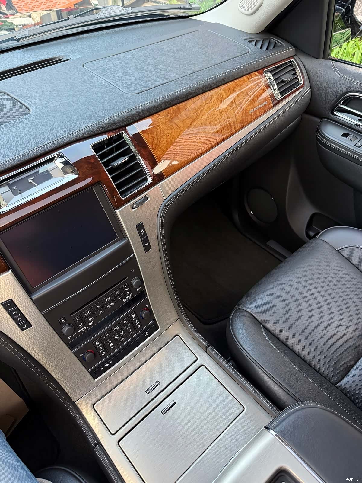 Cadillac Escalade, 2014 13