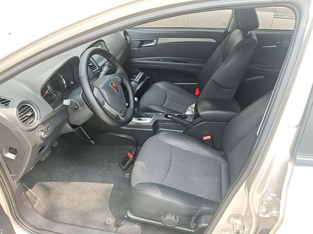 Roewe 350, 2015 15