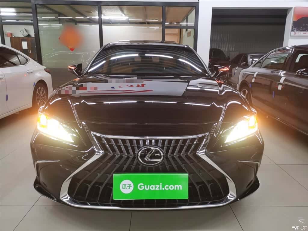 Lexus ES, 2023 3