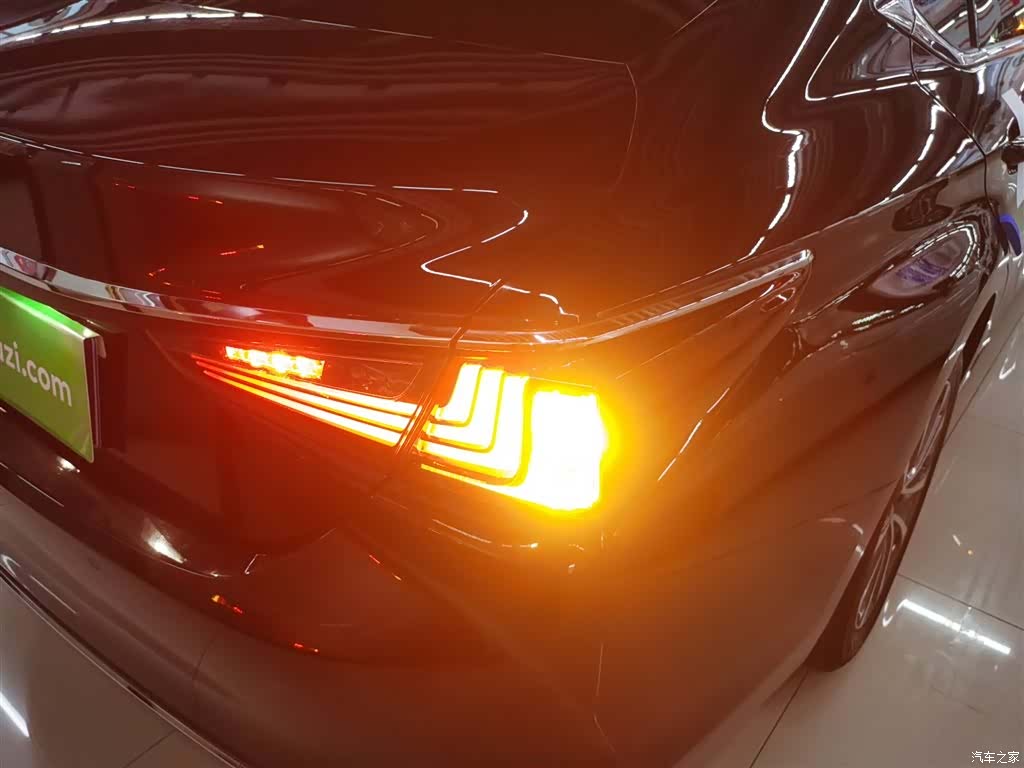 Lexus ES, 2023 24
