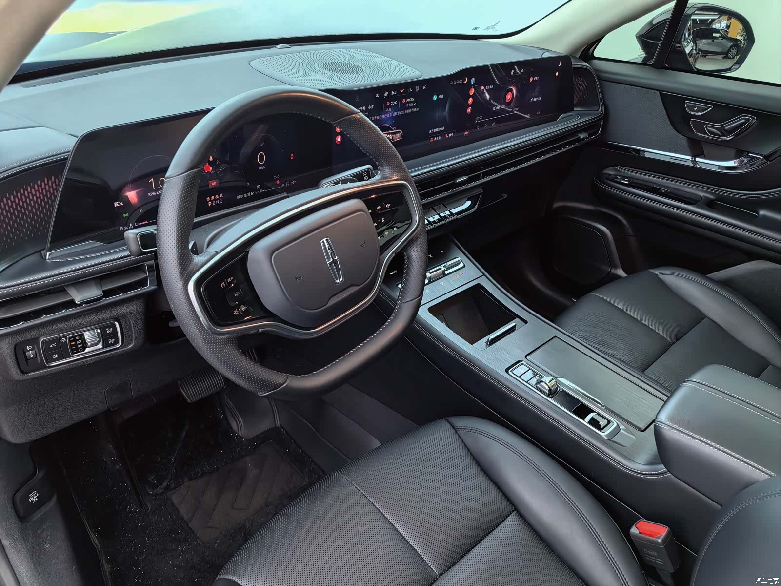 Lincoln Corsair, 2024 15