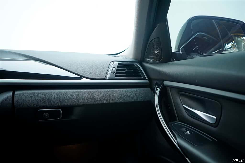 BMW 3 Series, 2017 21