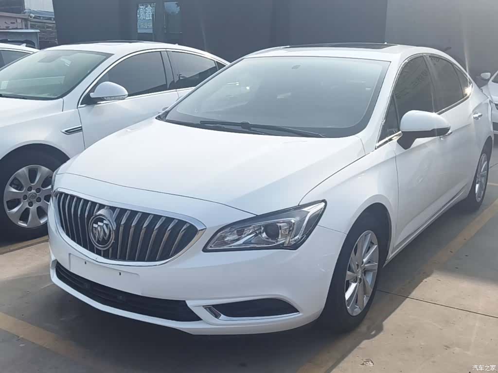 Buick Verano, 2015 1