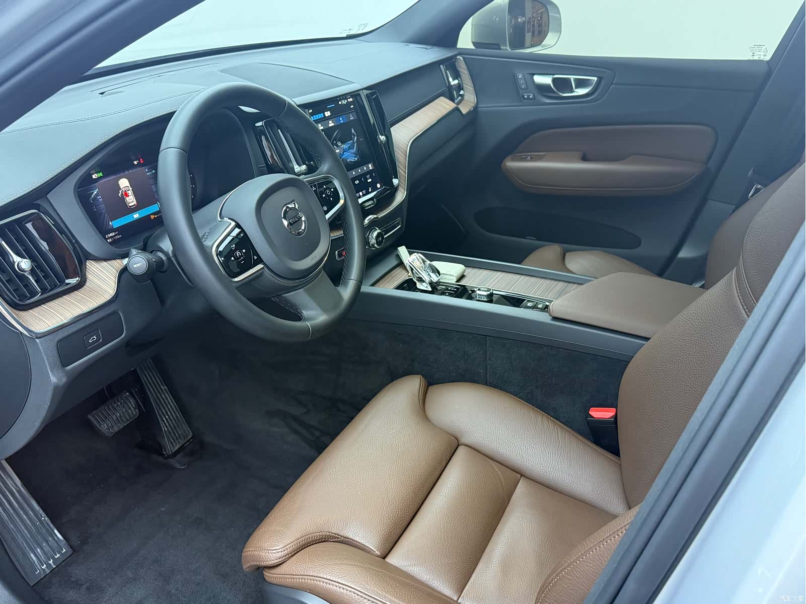 Volvo XC60, 2022 10