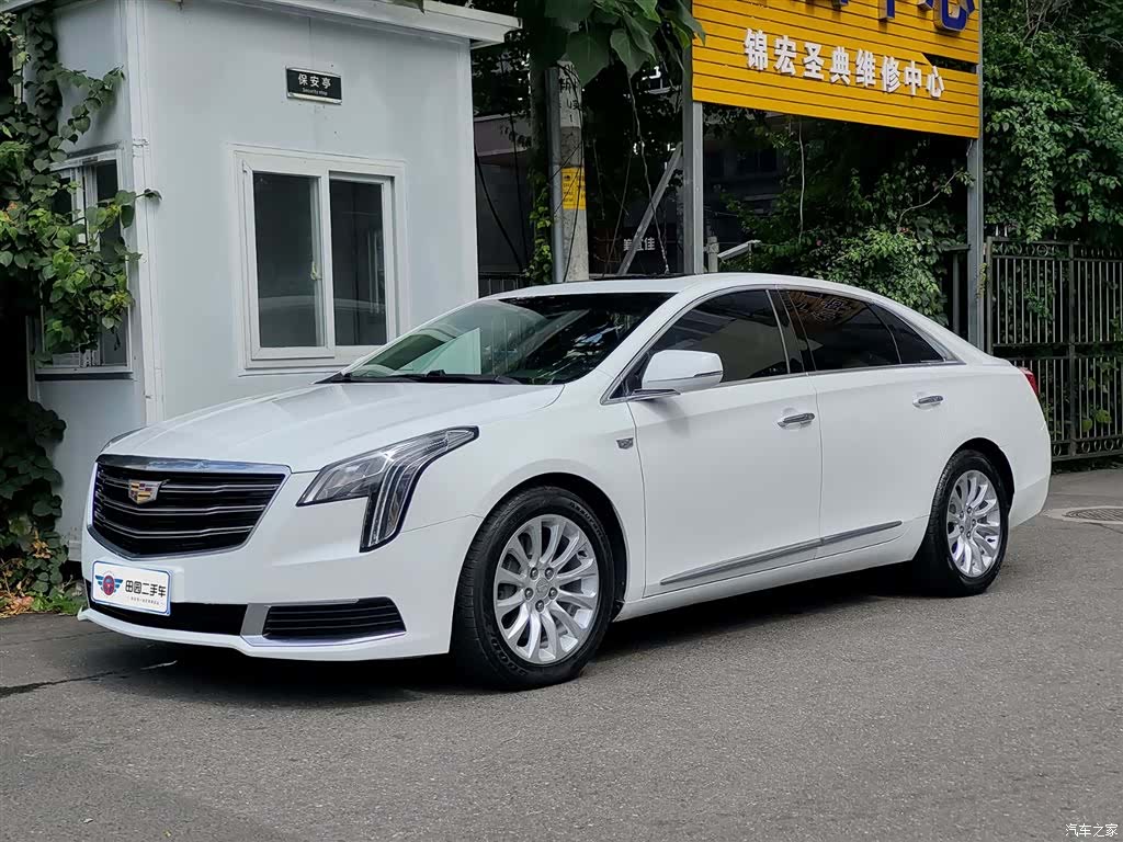 Cadillac XTS, 2018 1