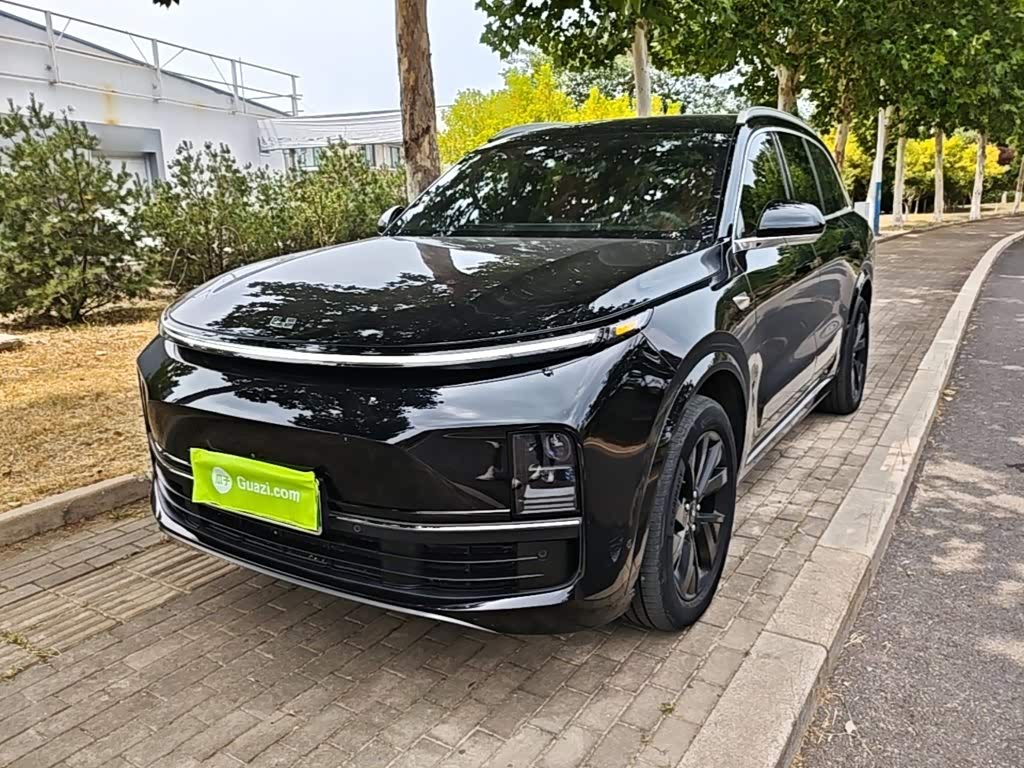 Li Auto L8