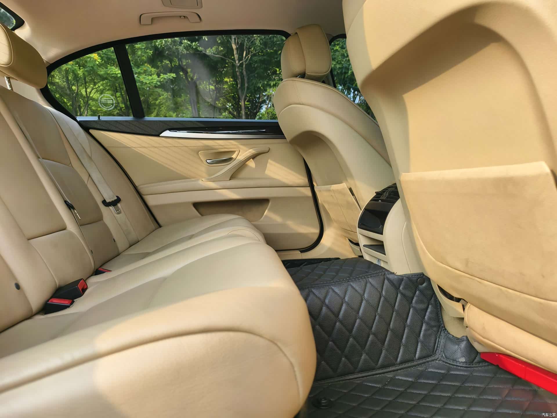 BMW 5 Series, 2012 14