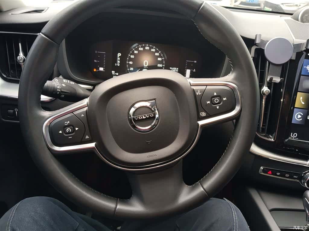 Volvo XC60, 2019 7