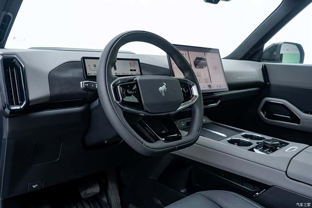 Ford Bronco, 2025 17