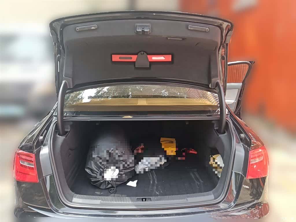 Audi A6L, 2015 10