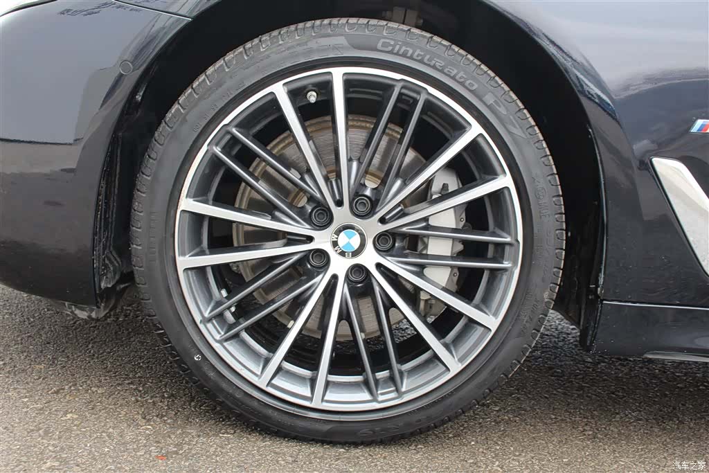 BMW 5 Series, 2023 13